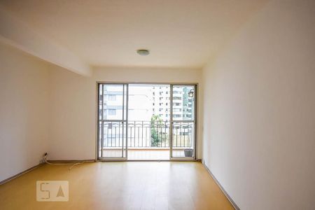 Sala de apartamento para alugar com 2 quartos, 80m² em Real Parque, São Paulo