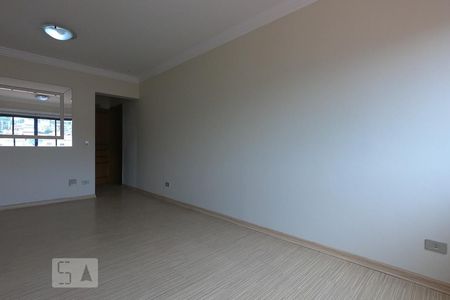 Sala de apartamento para alugar com 3 quartos, 84m² em Jardim Taboão, São Paulo