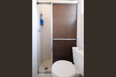 Banheiro de apartamento para alugar com 1 quarto, 40m² em Vila Barbosa, São Paulo