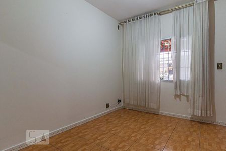 Sala de casa à venda com 2 quartos, 144m² em Vila Alzira, Santo André