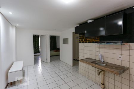 Apartamento para alugar com 48m², 2 quartos e sem vagaSala e Cozinha