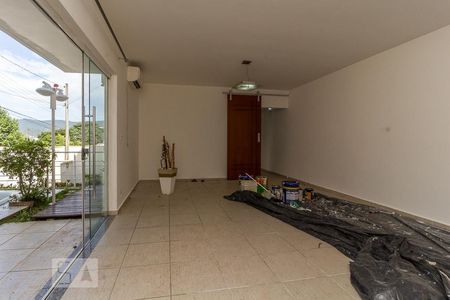 Sala de casa para alugar com 3 quartos, 117m² em Vila Suissa, Mogi das Cruzes