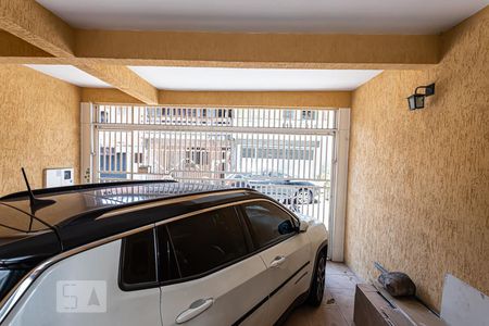 Vista da sala de casa à venda com 2 quartos, 150m² em Vila Santista, São Paulo