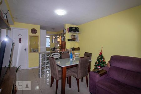 Sala de apartamento para alugar com 2 quartos, 45m² em Agronomia, Porto Alegre