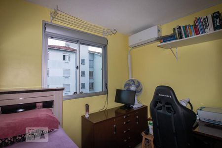 Quarto 1 de apartamento para alugar com 2 quartos, 45m² em Agronomia, Porto Alegre