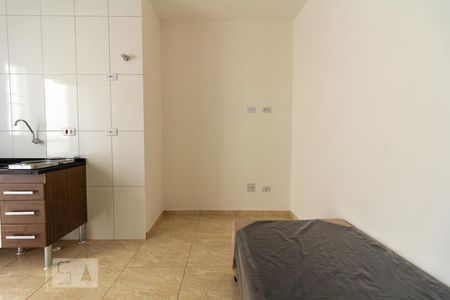 Quarto de kitnet/studio para alugar com 1 quarto, 14m² em Vila Indiana, São Paulo