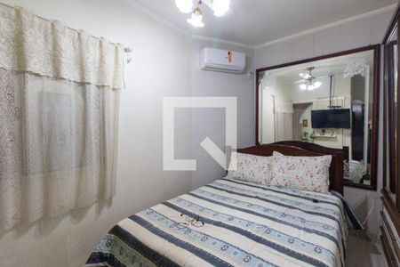 Casa à venda com 242m², 6 quartos e 1 vaga Casa à venda com 242m², 6 quartos e 1 vagaQuarto 1 1º Andar