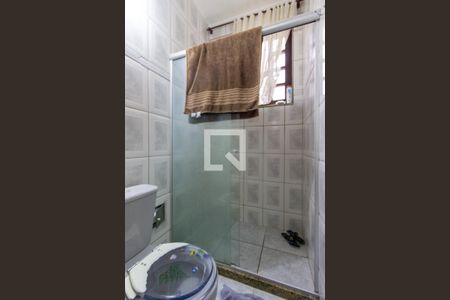 Casa à venda com 242m², 6 quartos e 1 vaga Casa à venda com 242m², 6 quartos e 1 vagaBanheiro 2º Andar