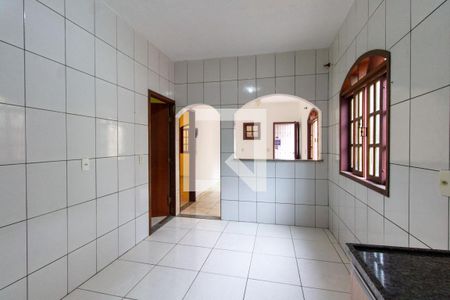 Casa à venda com 242m², 6 quartos e 1 vaga Casa à venda com 242m², 6 quartos e 1 vagaCozinha 3º Andar