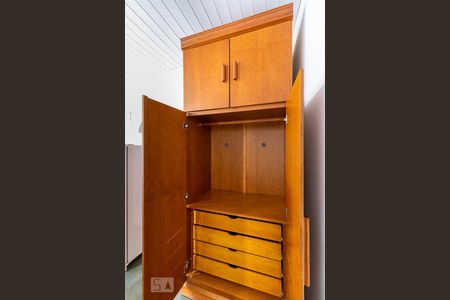 Kitnet - Armários de kitnet/studio para alugar com 1 quarto, 30m² em Jardim Santa Genebra Ii (barao Geraldo), Campinas