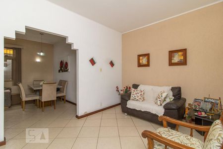 Sala 1 de casa à venda com 4 quartos, 265m² em Zumbi, Rio de Janeiro