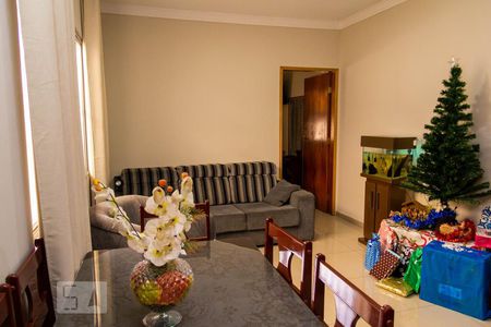 Sala de casa à venda com 3 quartos, 200m² em Vila Jordanopolis, São Bernardo do Campo
