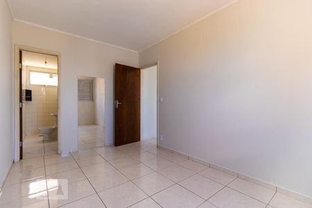 Quarto da suíte de apartamento à venda com 1 quarto, 38m² em Centro, Campinas