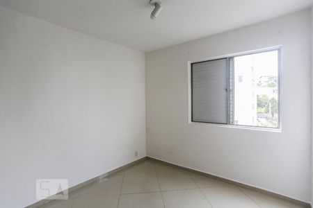 Quarto 2 de apartamento para alugar com 2 quartos, 60m² em Cidade São Francisco, São Paulo