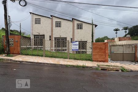 Fachada de kitnet/studio para alugar com 1 quarto, 44m² em Vila Morais, Goiânia