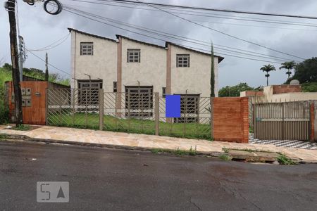 Fachada de kitnet/studio para alugar com 1 quarto, 44m² em Vila Morais, Goiânia