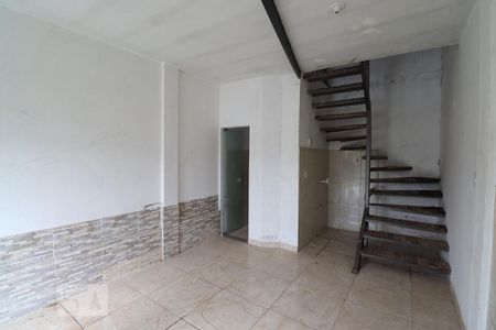 Sala e Cozinha de kitnet/studio para alugar com 1 quarto, 44m² em Vila Morais, Goiânia
