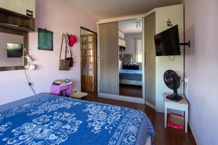 Quarto 1 de apartamento à venda com 2 quartos, 46m² em Cristal, Porto Alegre