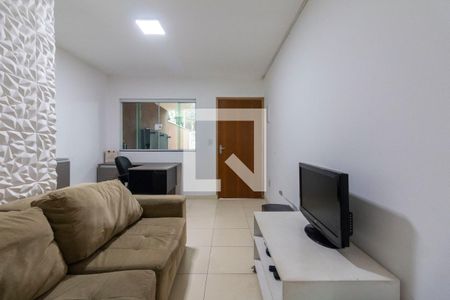 Sala de casa à venda com 3 quartos, 100m² em Vila Curuçá, São Paulo