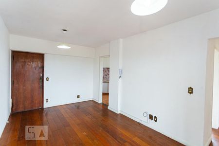 Sala de apartamento para alugar com 2 quartos, 65m² em Santa Ines, Belo Horizonte