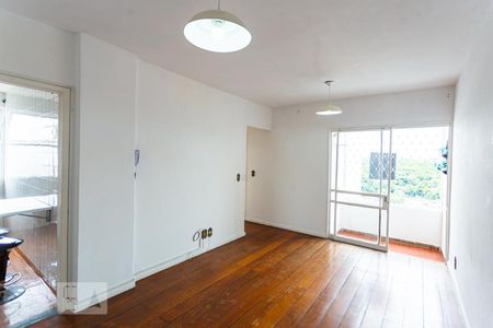 Sala de apartamento para alugar com 2 quartos, 65m² em Santa Ines, Belo Horizonte