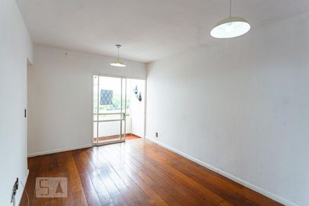 Sala de apartamento para alugar com 2 quartos, 65m² em Santa Ines, Belo Horizonte