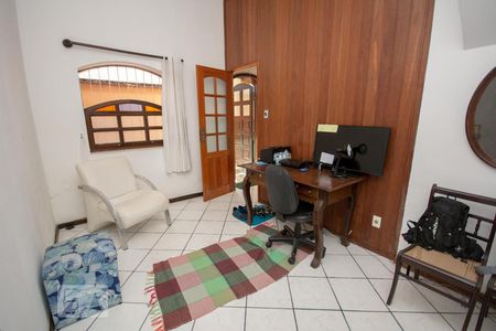 Sala de casa para alugar com 1 quarto, 60m² em Laranjeiras, Rio de Janeiro