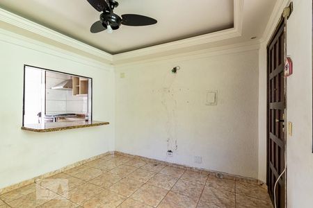 Sala  de apartamento à venda com 2 quartos, 44m² em Vila Sílvia, São Paulo