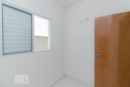 Quarto 1 de apartamento para alugar com 2 quartos, 36m² em Vila Antonieta, São Paulo