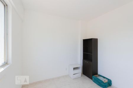 Quarto 1 de apartamento para alugar com 2 quartos, 55m² em Pechincha, Rio de Janeiro