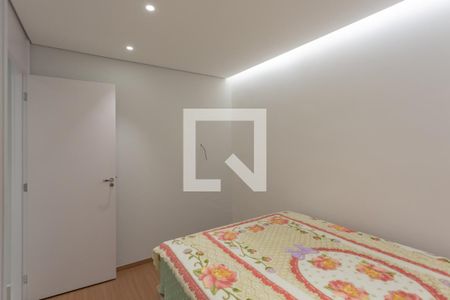 Quarto 2 de apartamento para alugar com 2 quartos, 45m² em Mantiqueira, Belo Horizonte