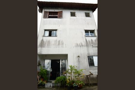 Fundos de casa de condomínio para alugar com 4 quartos, 265m² em Jardim da Gloria, Cotia