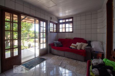 Sala de casa à venda com 3 quartos, 1000m² em Campo Novo, Porto Alegre
