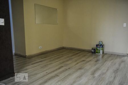 Sala de casa de condomínio à venda com 3 quartos, 74m² em Vila Carbone, São Paulo