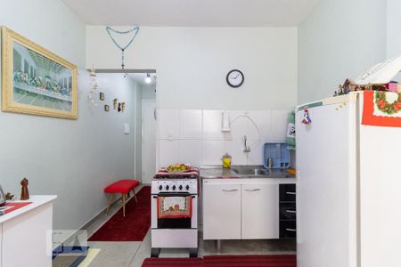 Cozinha de kitnet/studio à venda com 1 quarto, 28m² em Liberdade, São Paulo