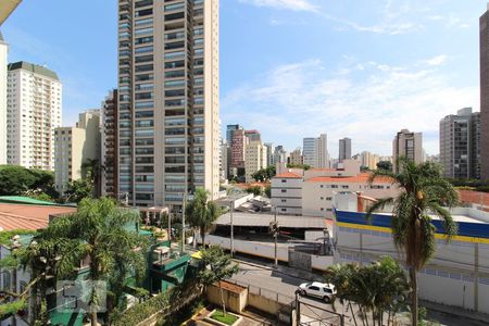 Vista de apartamento para alugar com 3 quartos, 104m² em Vila Olímpia, São Paulo