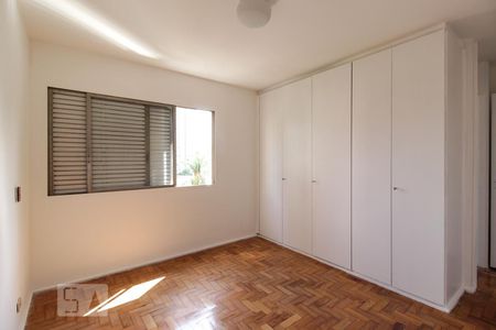 Suíte de apartamento para alugar com 3 quartos, 104m² em Vila Olímpia, São Paulo