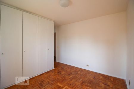 Suíte de apartamento para alugar com 3 quartos, 104m² em Vila Olímpia, São Paulo