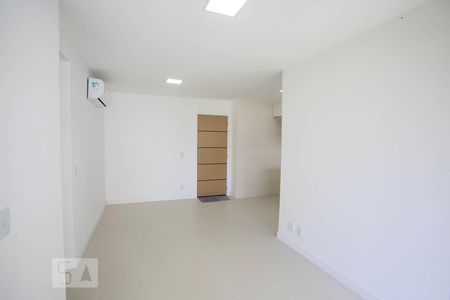 Sala de apartamento para alugar com 3 quartos, 70m² em Freguesia (jacarepaguá), Rio de Janeiro