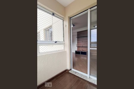 Varanda sala de apartamento para alugar com 3 quartos, 74m² em Tamboré, Barueri