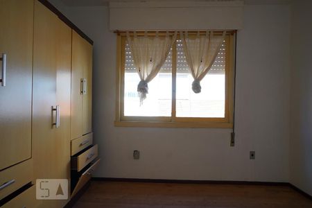 Quarto de apartamento à venda com 1 quarto, 45m² em Jardim do Salso, Porto Alegre