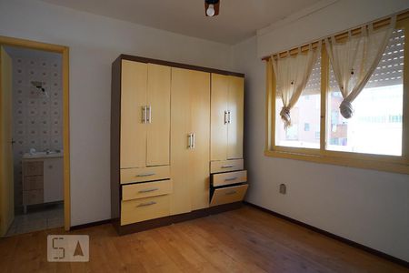 Quarto de apartamento à venda com 1 quarto, 45m² em Jardim do Salso, Porto Alegre