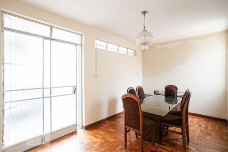 Sala 1 de casa para alugar com 3 quartos, 180m² em Serra, Belo Horizonte