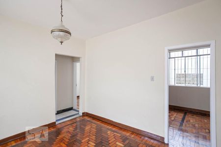 Sala 2 de casa para alugar com 3 quartos, 180m² em Serra, Belo Horizonte