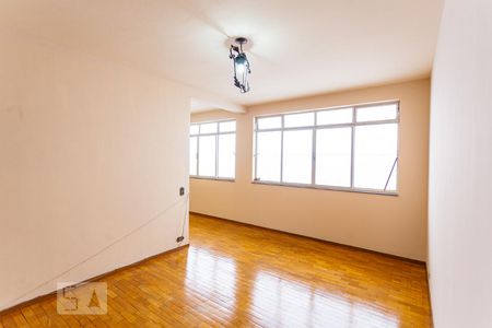 Sala 2 de apartamento para alugar com 3 quartos, 136m² em Santa Efigênia, Belo Horizonte