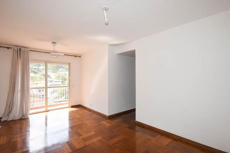 Sala de apartamento para alugar com 3 quartos, 70m² em Super Quadra Morumbi, São Paulo