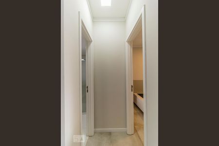 Corredor de apartamento para alugar com 1 quarto, 45m² em Santa Efigênia, São Paulo