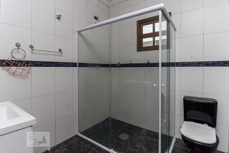 Banheiro de casa para alugar com 3 quartos, 85m² em Jardim Santos Dumont I, Mogi das Cruzes