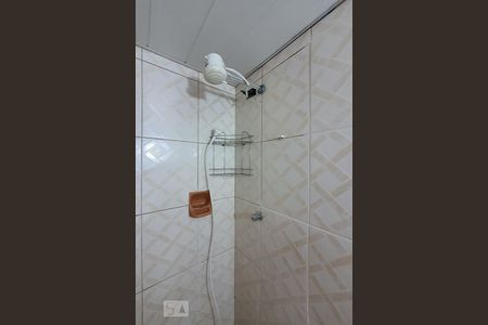 Banheiro de kitnet/studio para alugar com 1 quarto, 36m² em Liberdade, São Paulo