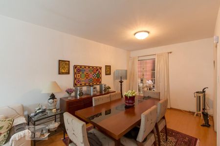 Sala de casa à venda com 4 quartos, 200m² em Campo Belo, São Paulo